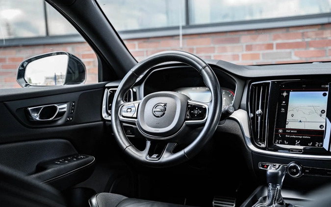 Volvo V60 cena 99900 przebieg: 190000, rok produkcji 2020 z Świdnica małe 781